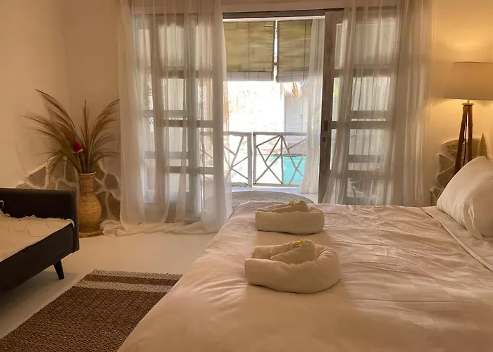 Tropical 2br Private W Pool Near Pererenan Beach, Canggu (Bali)