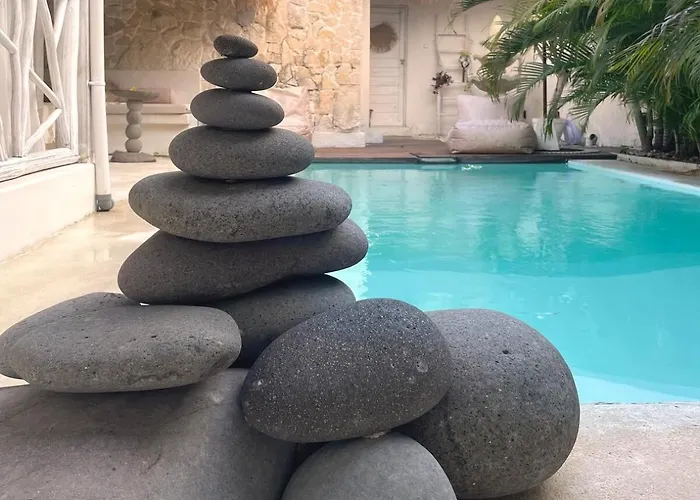 Tropical 2br Private W Pool Near Pererenan Beach, Villa Canggu (Bali)