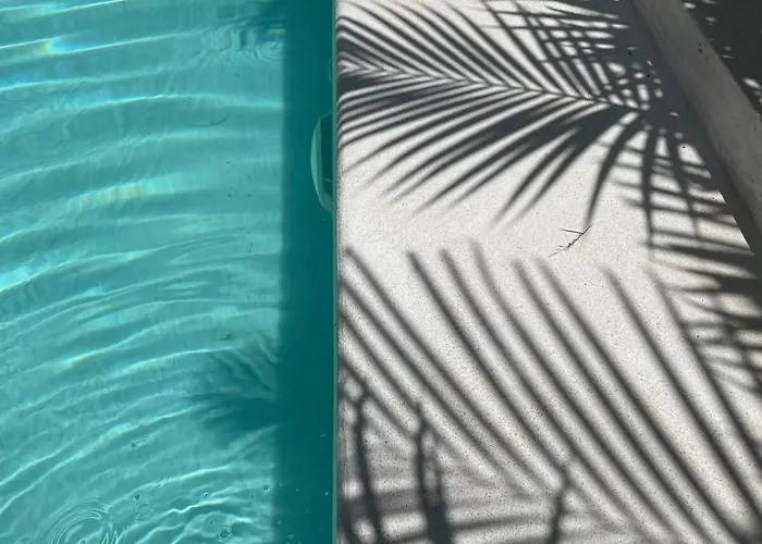 Tropical 2br Private W Pool Near Pererenan Beach, *