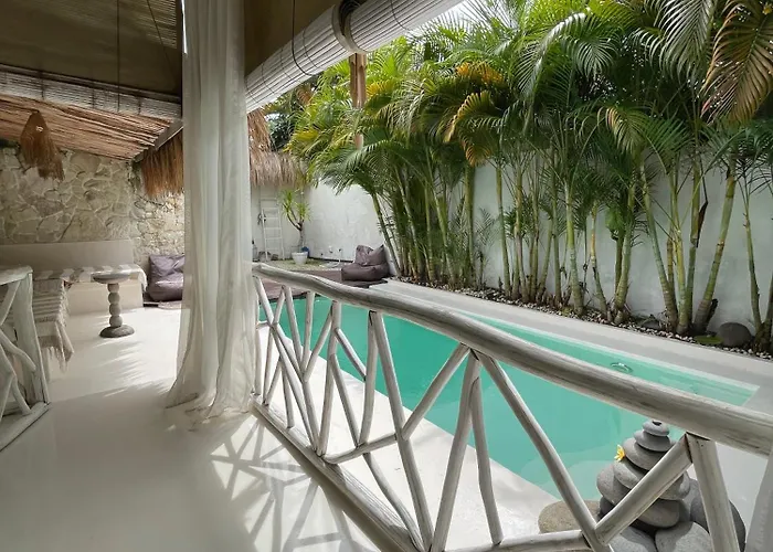 Tropical 2br Private W Pool Near Pererenan Beach, *