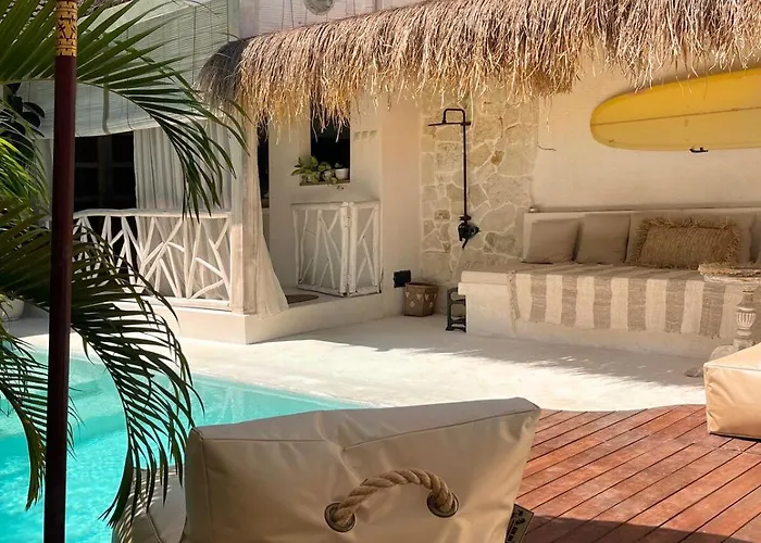 Tropical 2br Private W Pool Near Pererenan Beach,